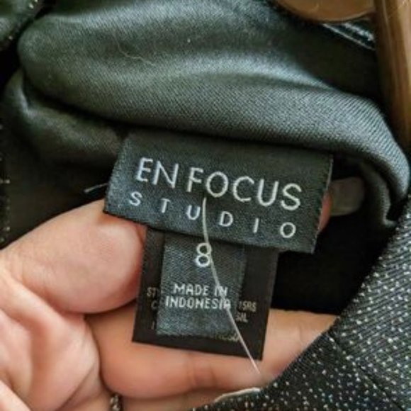 Stunning New Glittery Black Evening Dress - Picture 10 of 10